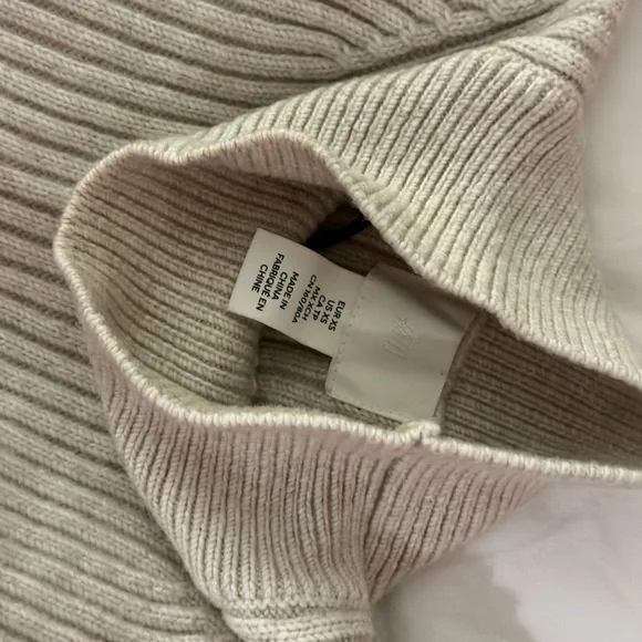 H&M Cream Ribbed Knit Top - Picture 3 of 3